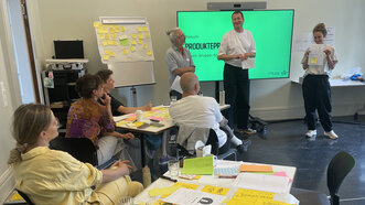 Mit Methoden aus dem Improvisationstheater werden die spekulativen Objekte zum Leben erweckt